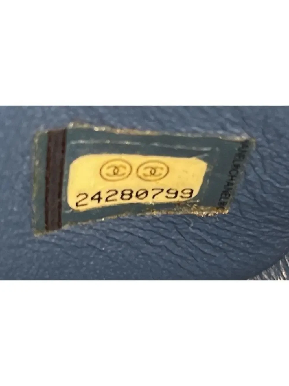 Chanel So Black Square Classic Single #327423C45B